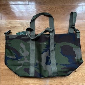 NWT | L.L. Bean Zip Hunter's Tote Bag With Strap, Camo Large